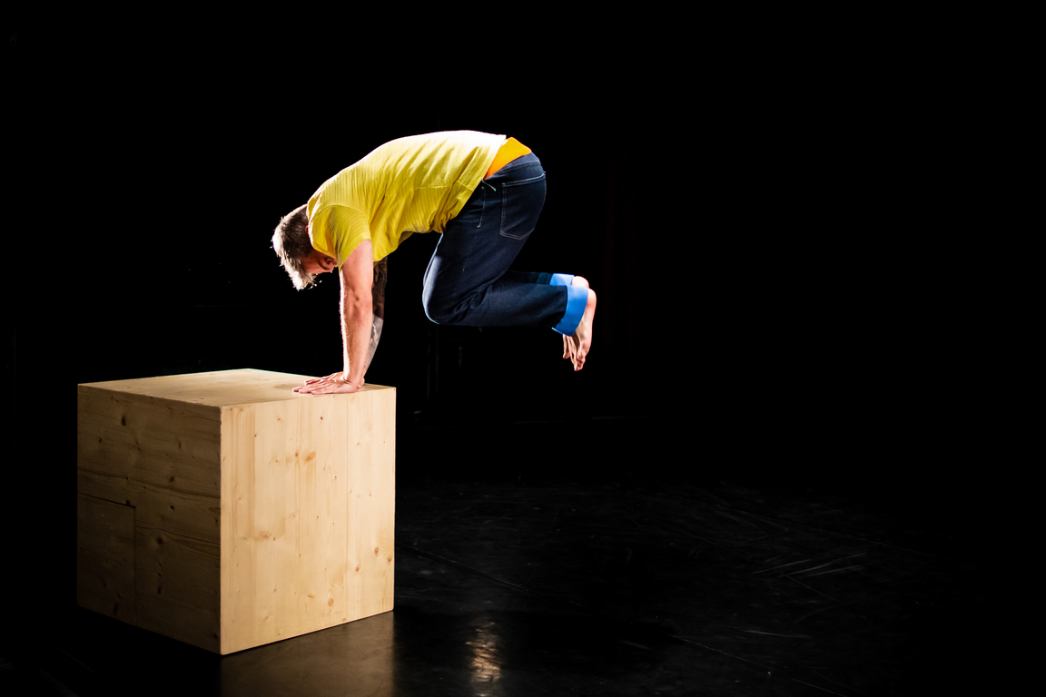 MOTS PREMIERS - Spectacle théâtre et danse dès 3 ans