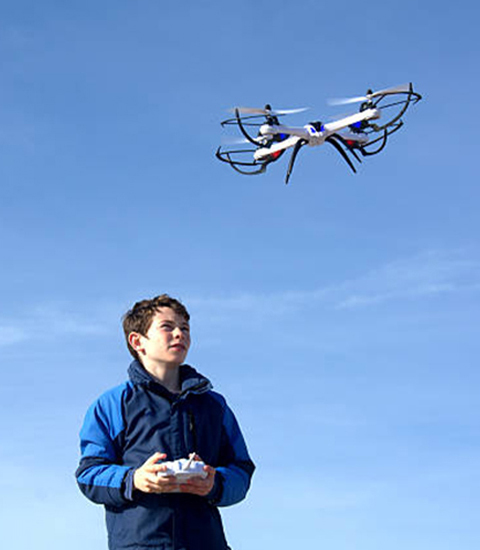 Stage Pilotage de drones enfants-ados printemps